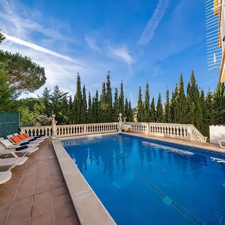 Gala Lux Villa *